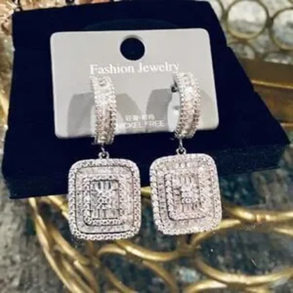 STATEMENT DIAMONDS?HOOPS?EARRINGS?